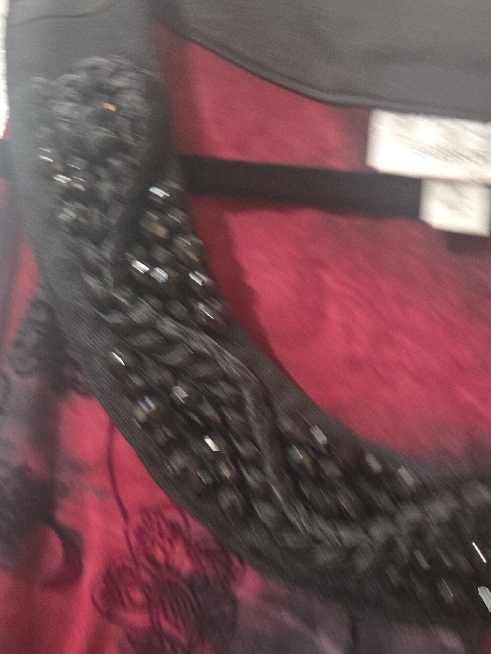 Dress Barn Burgundy and Black Beaded Scoop Neck Tank - Picture 3 of 9